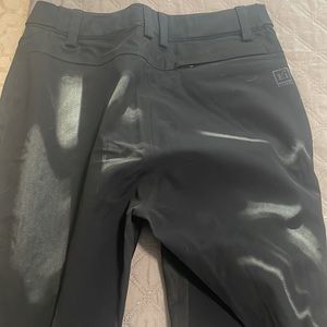 Men REI black pants, never been used ..